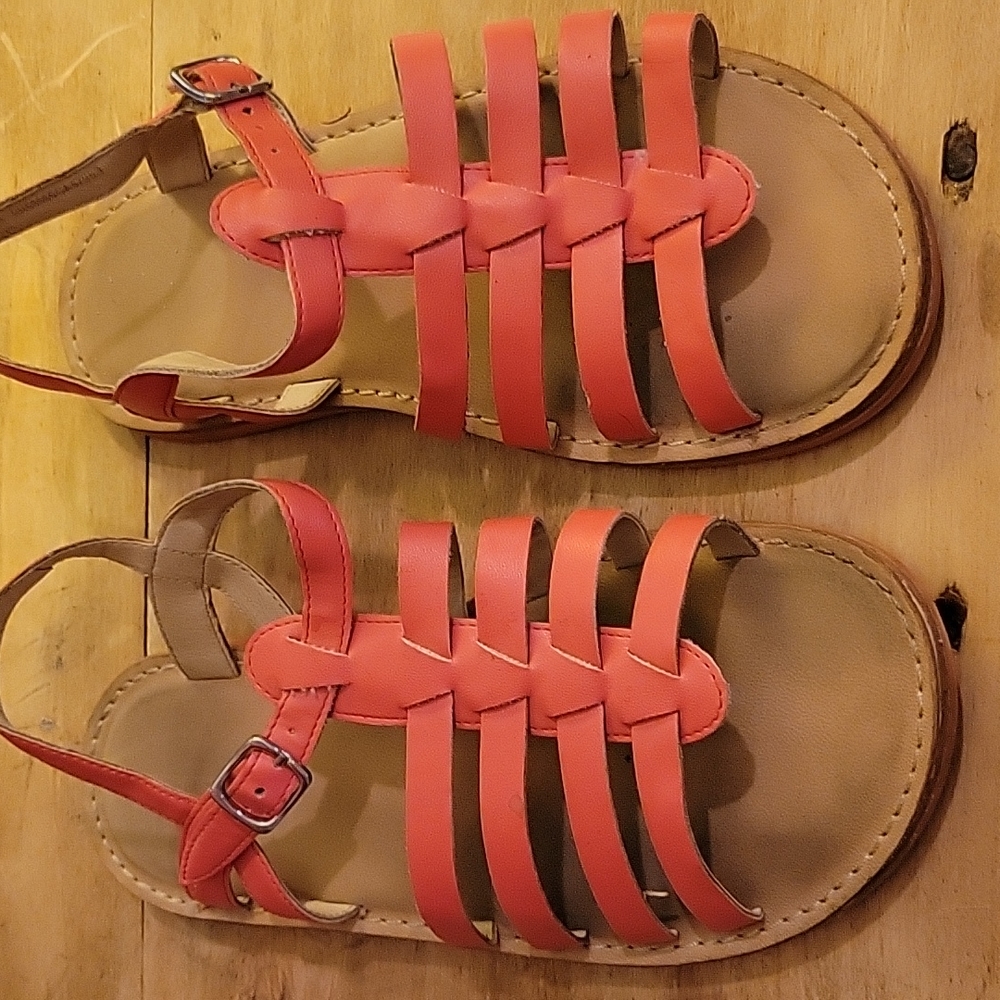 TUCKER & TATE Gladitor sandal